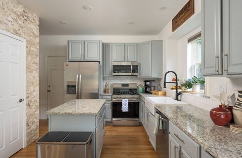 Palmer Lake House | Lakefront Luxury Retreat! Amazing Views+Amenities! Enjoy 'The Palmer Lake House'