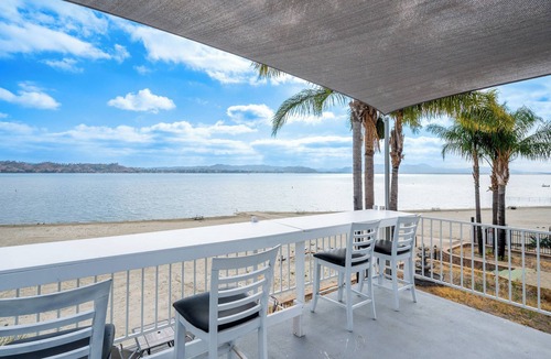 Lake Elsinore House | Lakefront SoCal Escape with Private Beach - Sail, Relax & Stay on the Water