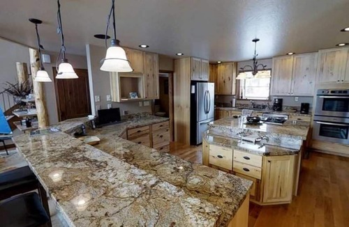 Lake City House | Lakeshore Manor - Picturesque Lakefront House on Beautiful Lake San Cristobal