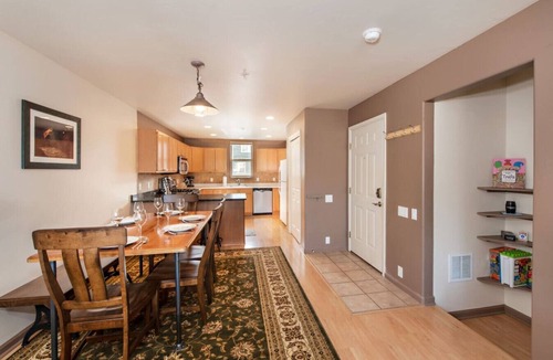 Basalt Villa | Lakeside Home w/Views Near Basalt, 18 Mi. to Aspen