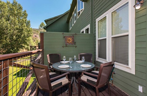 Basalt Villa | Lakeside Home w/Views Near Basalt, 18 Mi. to Aspen