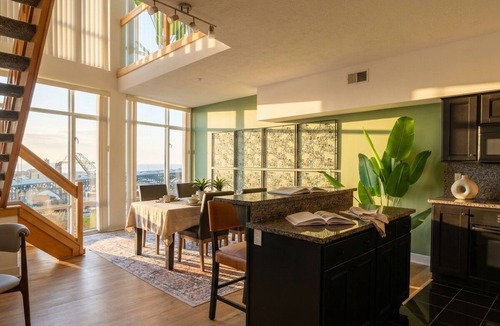 Ohio City Apartment | Lakeview Penthouse + Modern + Rooftop + Parking