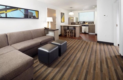 Belmar House | Lakewood, Colo., Extended Stay Room Near Denver Federal Center