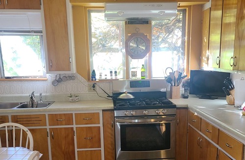 Eiber House | Lakewood Getaway