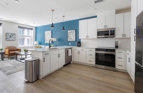 Civic Center Apartment | Landing | Amazing 1BD, Rooftop Lounge, Gym