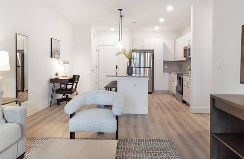 Firestone Apartment | Landing | Amazing 2BD, Gym, Clubhouse