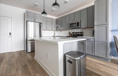 Broomfield Apartment | Landing | Beautiful 1BD, Yoga Studio, Gym
