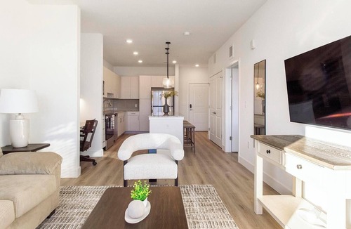 Firestone Apartment | Landing | Chic 1BD, Clubhouse, Gym