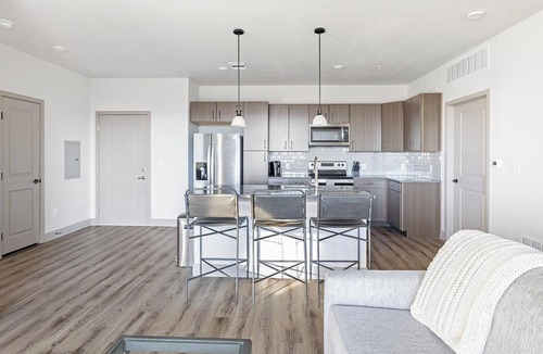 Littleton Apartment | Landing | Chic 1BD, Gym, Clubhouse