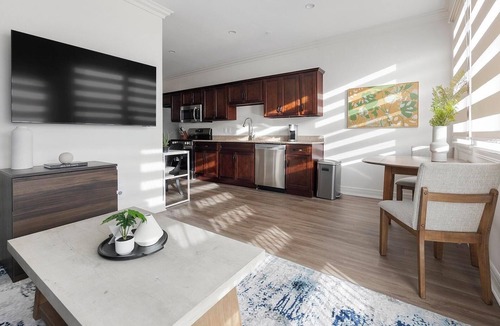 Johnstown Apartment | Landing | Modern 1BD, Gym, Clubhouse