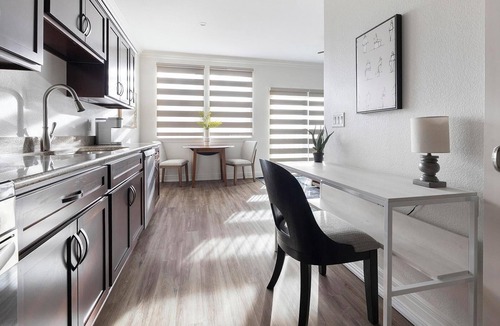 Johnstown Apartment | Landing | Modern 1BD, Gym, Clubhouse