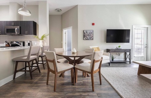 Washington Park West Apartment | Landing | Modern 2BD, Clubhouse, Gym