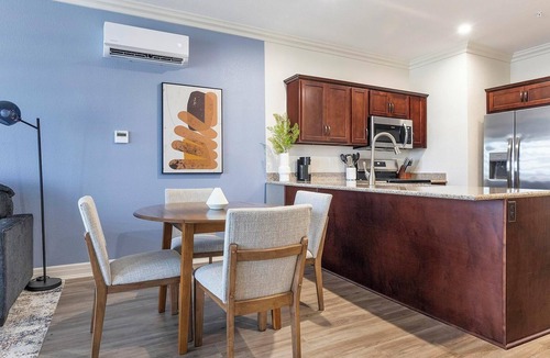Johnstown Apartment | Landing | Modern 2BD, Gym, Clubhouse