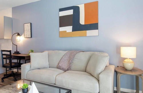 Northgate Apartment | Landing | Spectacular 1BD, Gym, Pool