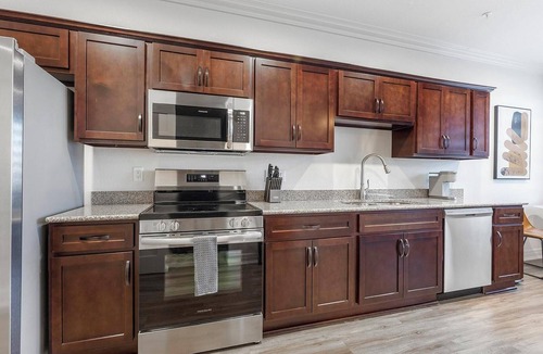Johnstown Apartment | Landing | Spectacular 1BD, Gym, Yoga Studio