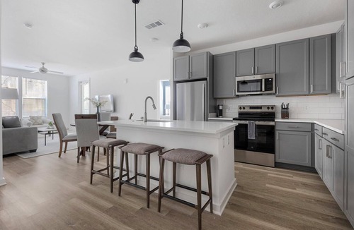 Broomfield Apartment | Landing | Spectacular 2BD, Clubhouse, Gym