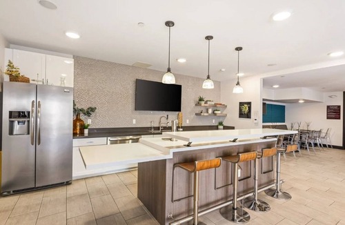 City Park Apartment | Landing | Stunning 1BD, Yoga Studio