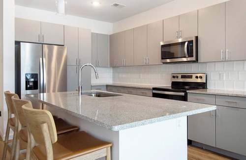 Northgate Apartment | Landing | Stylish 1BD, Pool, Gym