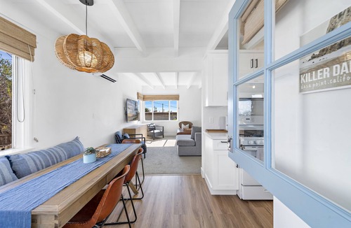 Lantern District Cottage | Lantern District cottage- close to downtown/harbor- one bedroom/one bath