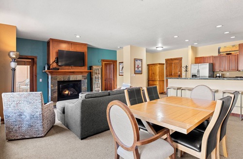 Peak 9 Condo | Large 2 Bdrm on Main St/Peak 9 Base; Hot Tubs/Pool