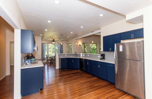 Kelleys Island House | Large Family Gathering Kelleys Island Rental