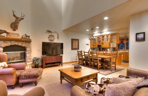Steamboat Springs Condo | Large family townhome with pool, hot tubs, tennis court, balcony, & deck