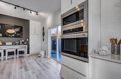 Northeast Colorado Springs House | Large Home-Pikes Peak Views-High End-Pool Table