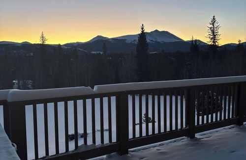 Breckenridge House | Large Private Peak 7 Lodge with Views overlooking the continental divide.