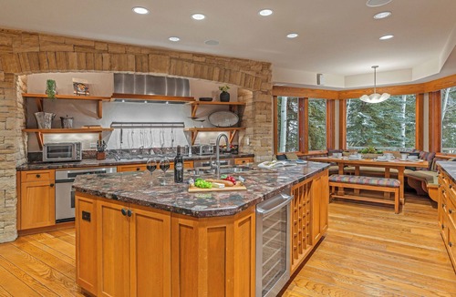 Beaver Creek House | Large Ski-in/out Retreat + Lap Pool | Founders Lodge
