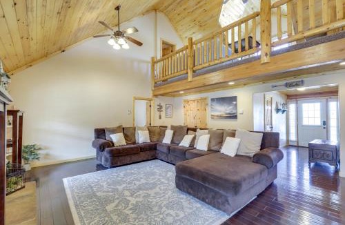Sterling House | Large Sterling Cabin < 1 Mi to Palisade State Park