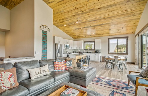 Twin Creek Village House | Last-Minute Summer Escape! Book an August Stay by 7/31 for 15% Off