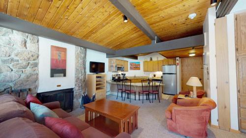 Snowmass Village House | Laurelwood Condominiums 413