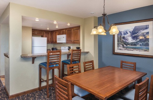 Tahoe Village House | Leave your worries at the door!