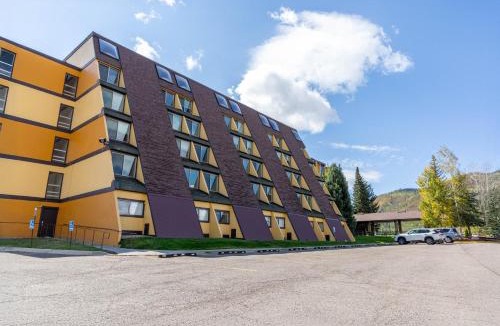 Steamboat Springs Resort | Legacy Vacation Resorts Steamboat Springs Hilltop