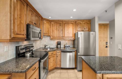 Snowmass Village House | Lichenhearth 35