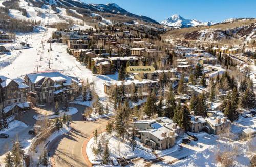 Snowmass Village Apartment | Lichenhearth - CoralTree Residence Collection