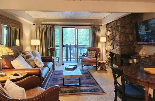 Aspen Condo | Lift One - Top floor one bedroom with a view