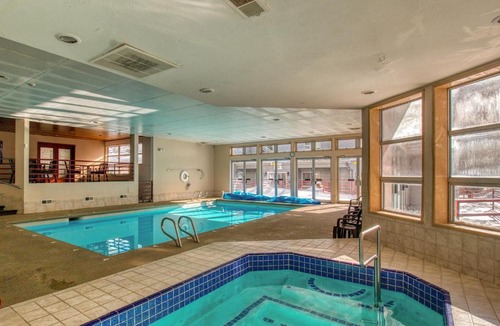 Mountain House Hotel | Liftside Condominiums 306