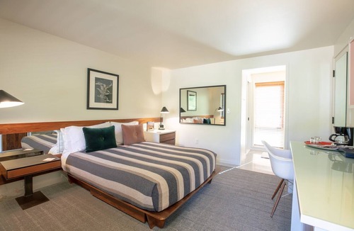 Green Mountain Falls House | Little Beaver Inn