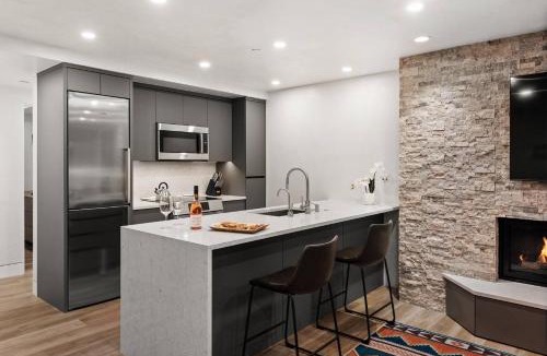 Aspen House | Little Nell Condo 03