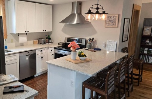 Peninsula Apartment | Located in beautiful/historic downtown Peninsula in the heart of a National Park