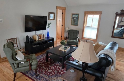 Peninsula Apartment | Located in beautiful/historic downtown Peninsula in the heart of a National Park