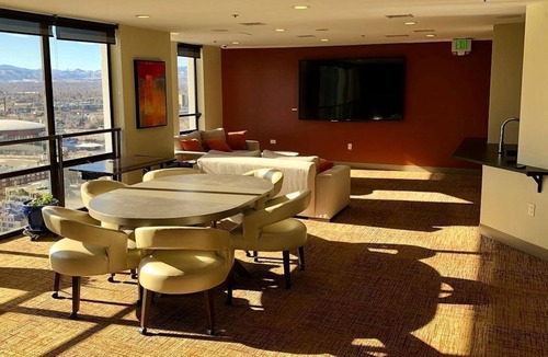 LoDo Condo | Location! Location! Location! ~ Luxury 1 BDRM, 1.5 BATH in Downtown Denver