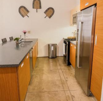 Downtown Los Angeles Bed & Breakfast | Loft in Downtown Los Angeles