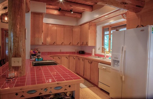 Carbondale Cabin | Log Cabin on Crystal River w/On Site Fishing