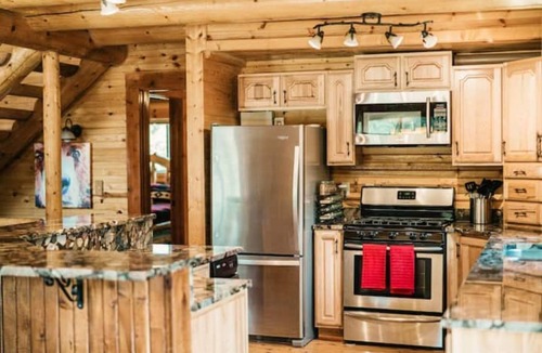 Alma Cabin | Log Cabin w Hot Tub + Epic 14er Views - Near Breck