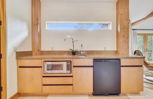 Christie Heights House | Lookout On Christie Lane: Great Views-Breckenridge & Baldy Mountain-Hot Tub.