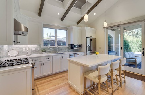 Monte Sereno Cottage | Los Gatos Guest Cottage: 2 Mi to Netflix HQ!