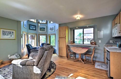 Loveland House | Loveland Guest House w/Balcony by Boyd Lake