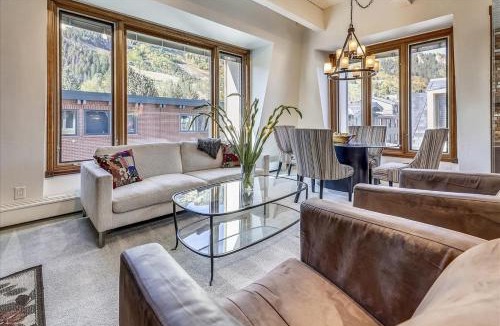 Aspen Apartment | Lovely Aspen Condo with Mountain Views & Hot Tub
